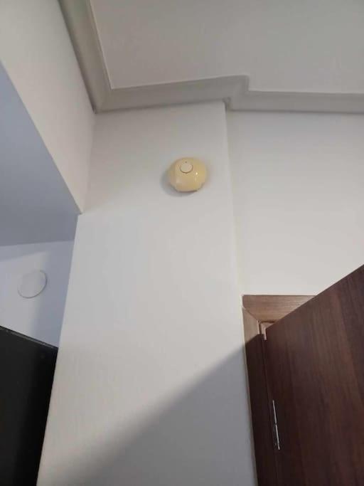 Cozystation Apartment Атина Екстериор снимка